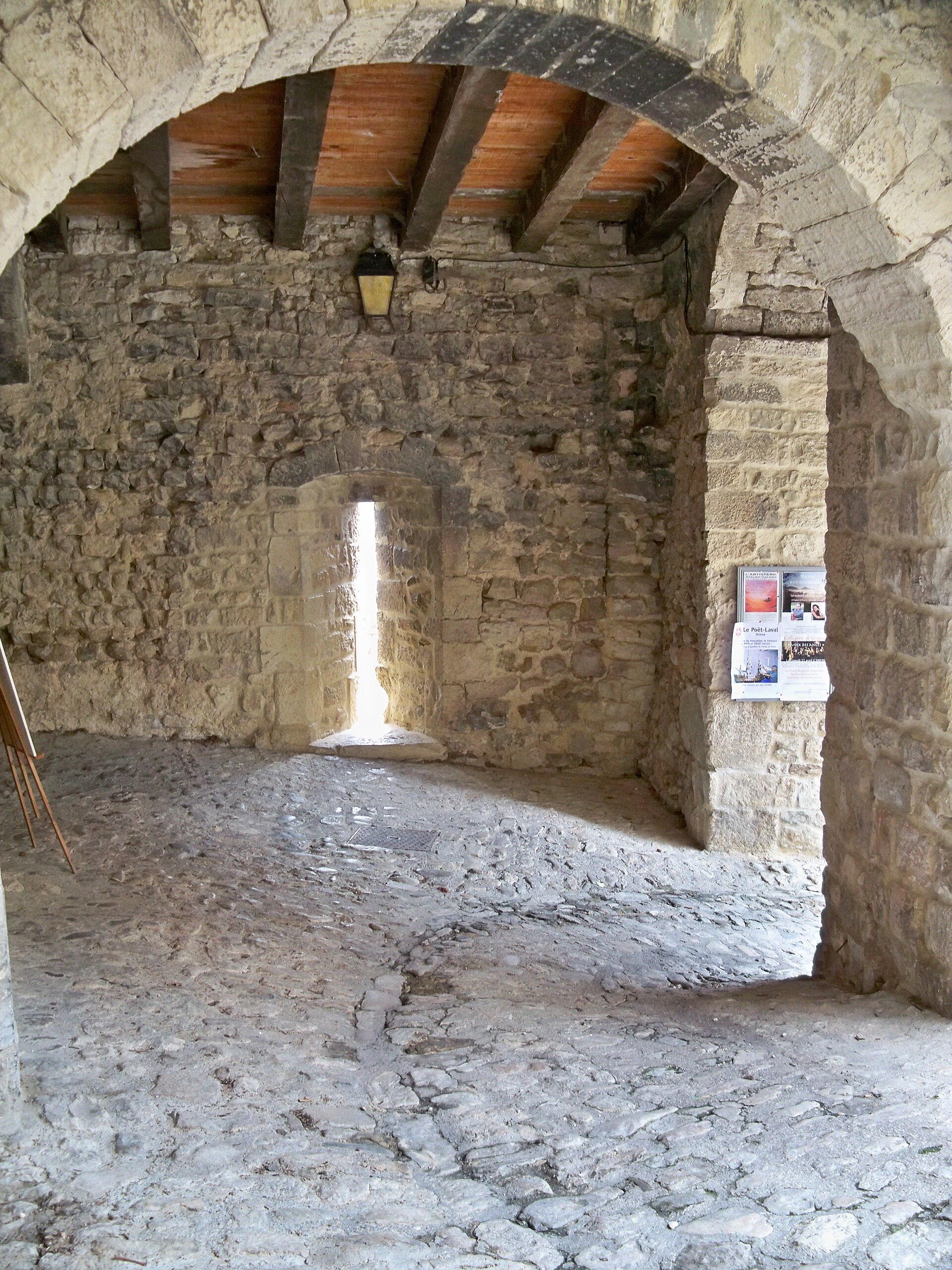 Le Poët-Laval